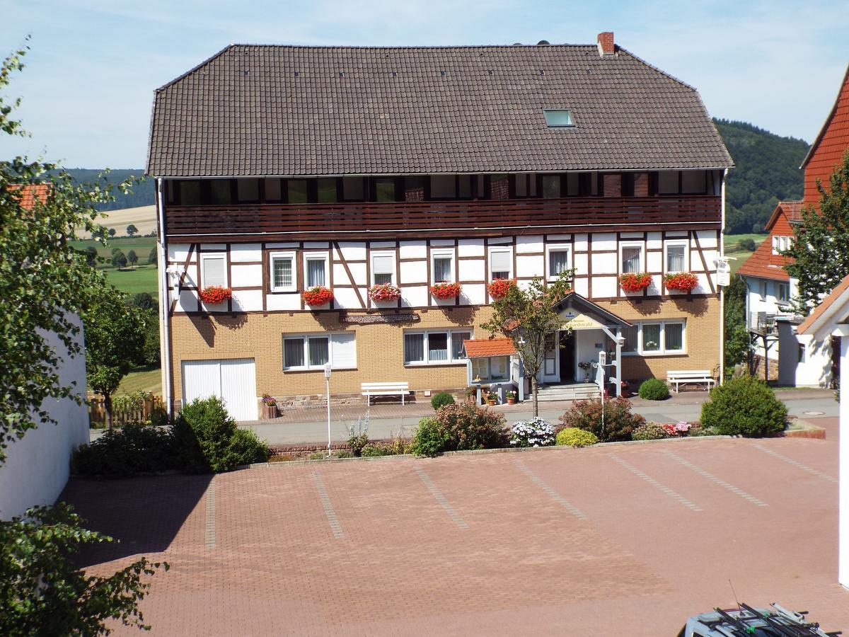 Hotel Garni Zum Reinhardswald Gewissenruh Eksteriør bilde